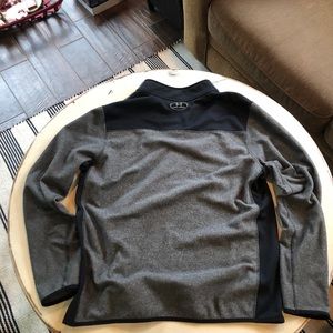 Mens Under armour pull over jacket